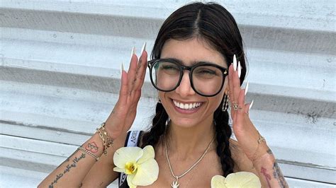 mia khalifa porno videos|Mia Khalifa